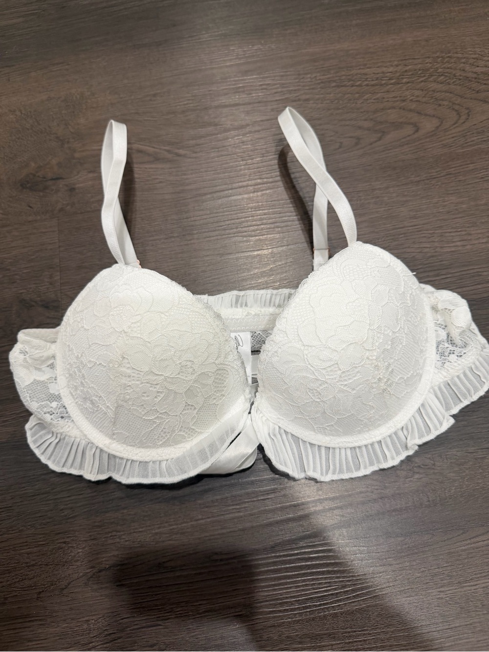 Guinness White Floral Lace Ruffle Bra
